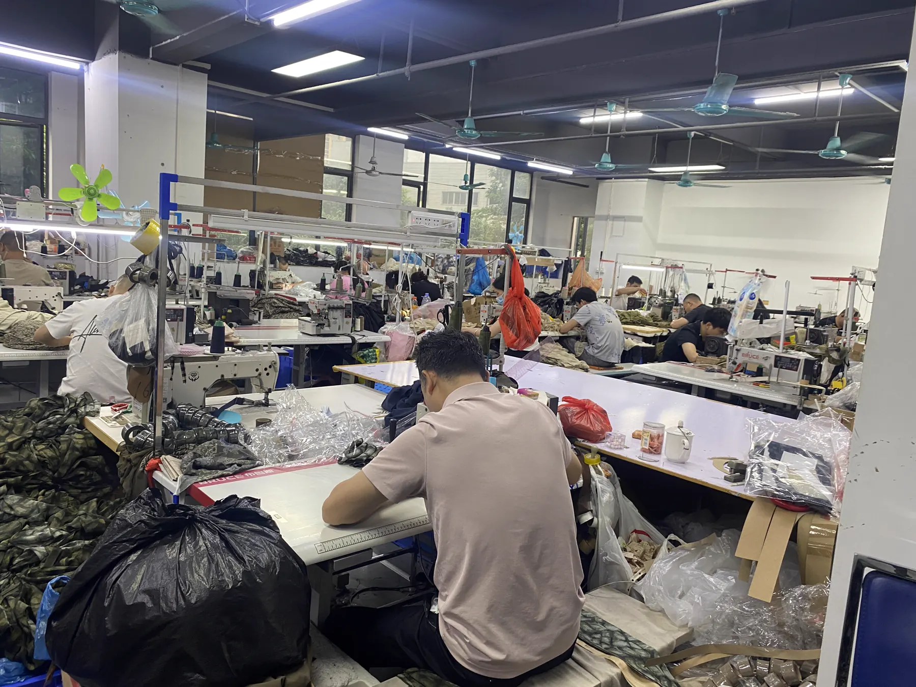 Real garment sewing workshop at Jinshengyuan